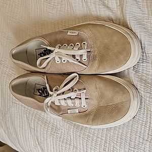 Vans mens 8 womens 9.5 tan